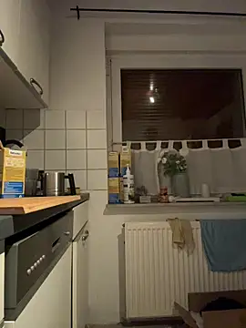 SweetTeenGirl online show from 12/01/25, 05:08