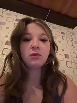 SweetTeenGirl online show from 11/13/25, 04:27