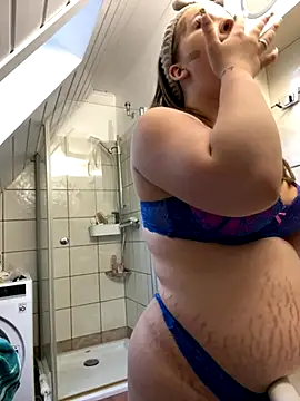 SweetTeenGirl online show from 10/25/25, 02:07