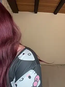 SweetTeenGirl online show from 03/11/26, 06:57