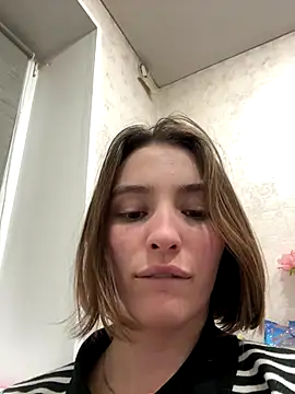 ZariaFlame online show from 10/01/25, 10:02