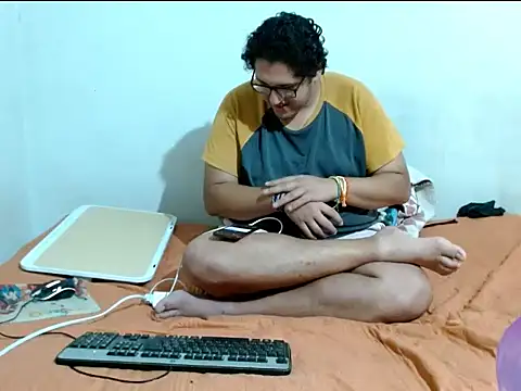 MeisanPaul online show from 11/24/25, 01:38