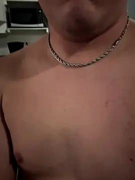 Snapshot of FranVergaLoca chatting on 11/16/25, 10:42 FranVergaLoca online show from 11/16/25, 10:42