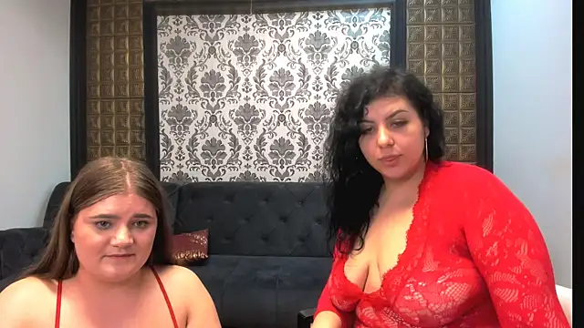 LissaBigTitts online show from 10/22/25, 10:30