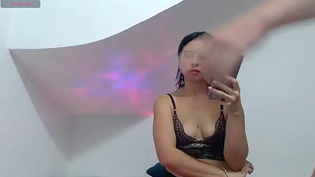 unusualsuccubus0 online show from 11/27/25, 12:16