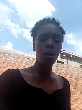 GoldSnowXxX online show from 10/10/25, 01:01