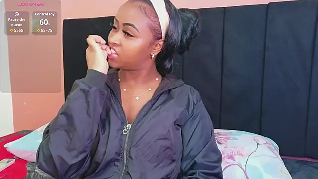 MySugarmoomy online show from 04/15/26, 03:01