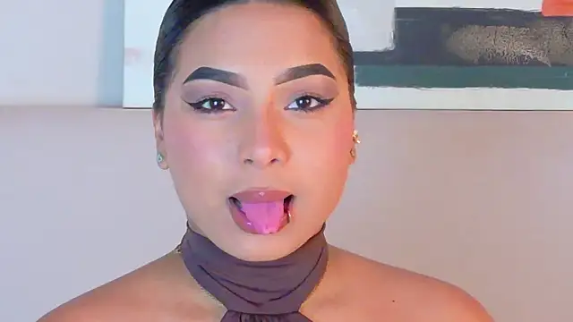 LanaRozz online show from 02/06/26, 07:54