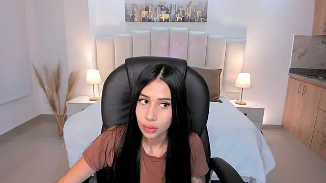 miranda crawfor online show from 10/24/25, 12:15