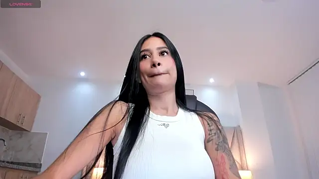 miranda crawfor online show from 10/21/25, 12:04