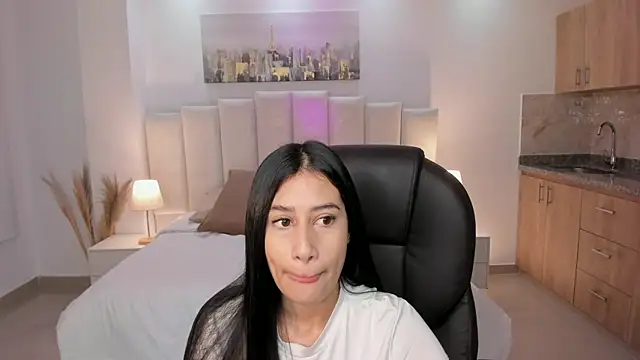 miranda crawfor online show from 10/22/25, 11:31