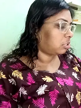 Snapshot of zara-mallus chatting on 09/17/25, 05:37 zara-mallus online show from 09/17/25, 05:37