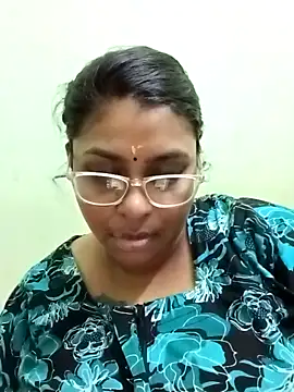 Snapshot of zara-mallus chatting on 09/25/25, 05:13 zara-mallus online show from 09/25/25, 05:13