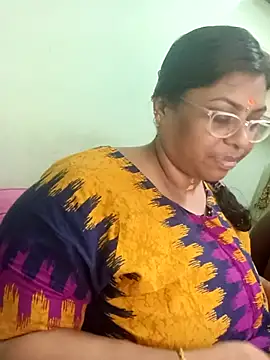 Snapshot of zara-mallus chatting on 09/16/25, 05:36 zara-mallus online show from 09/16/25, 05:36