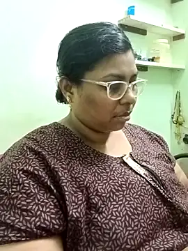 Snapshot of zara-mallus chatting on 09/28/25, 07:21 zara-mallus online show from 09/28/25, 07:21