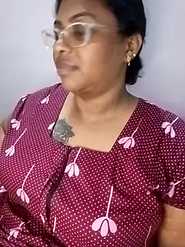 Snapshot of zara-mallus chatting on 10/23/25, 03:16 zara-mallus online show from 10/23/25, 03:16