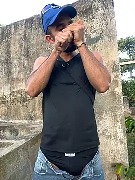 Jacksonfranco online show from 10/22/25, 09:57