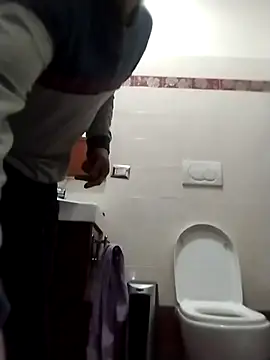 Bohhhhrm online show from 04/17/26, 04:04