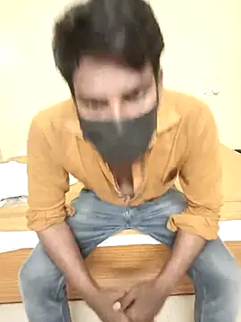 Snapshot of Hunter-Telugu chatting on 04/08/26, 04:52 Hunter-Telugu online show from 04/08/26, 04:52