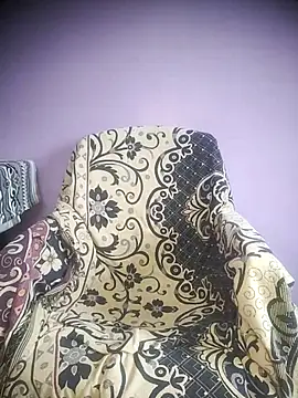 Snapshot of Hunter-Telugu chatting on 10/01/25, 04:28 Hunter-Telugu online show from 10/01/25, 04:28