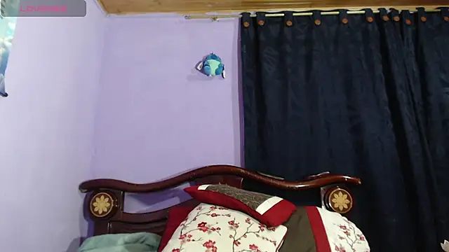  Bombom   online show from 10/31/25, 12:18