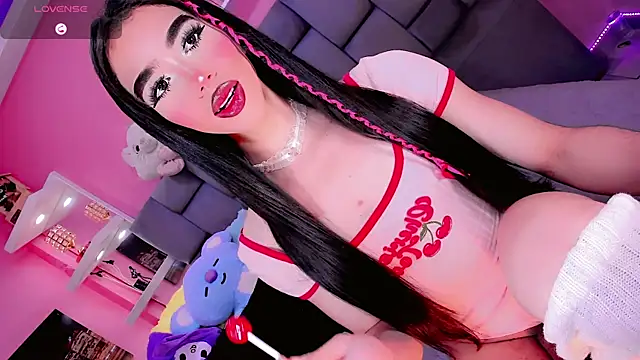 ShantyMillan online show from 11/04/25, 01:04