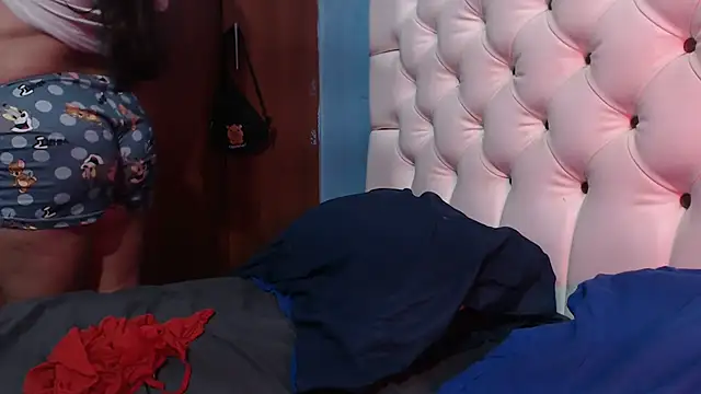 SamiBoobsxx online show from 11/16/25, 04:39