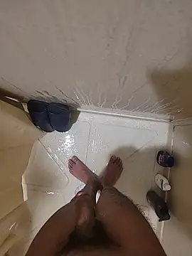 Snapshot of catluvr999 chatting on 02/16/26, 09:13 catluvr999 online show from 02/16/26, 09:13