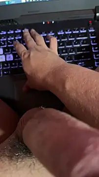 AndyRico18 online show from 12/16/25, 07:18