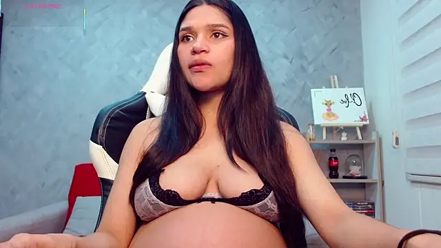 Roxxi 2110 online show from 10/06/25, 01:40