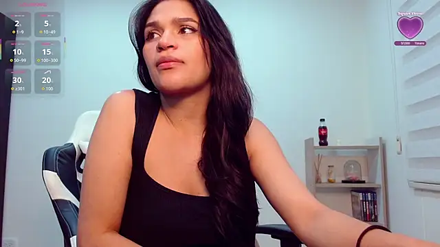 Roxxi 2110 online show from 10/01/25, 01:00