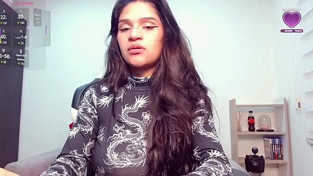 Roxxi 2110 online show from 10/04/25, 02:13