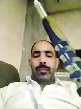 Snapshot of salimbasha chatting on 12/16/25, 10:14 salimbasha online show from 12/16/25, 10:14