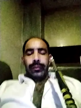 Snapshot of salimbasha chatting on 11/24/25, 12:32 salimbasha online show from 11/24/25, 12:32