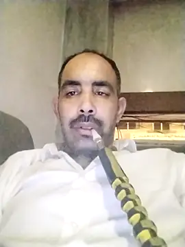 Snapshot of salimbasha chatting on 11/01/25, 10:36 salimbasha online show from 11/01/25, 10:36