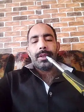 Snapshot of salimbasha chatting on 11/25/25, 09:20 salimbasha online show from 11/25/25, 09:20