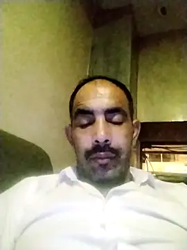 Snapshot of salimbasha chatting on 11/06/25, 10:03 salimbasha online show from 11/06/25, 10:03