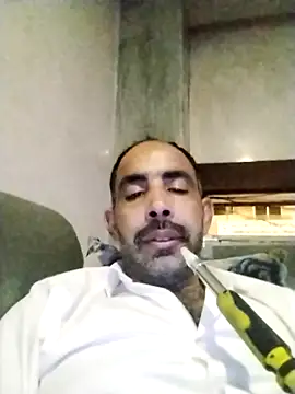 Snapshot of salimbasha chatting on 09/25/25, 06:58 salimbasha online show from 09/25/25, 06:58