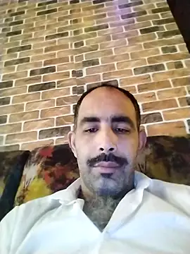 Snapshot of salimbasha chatting on 11/14/25, 07:45 salimbasha online show from 11/14/25, 07:45