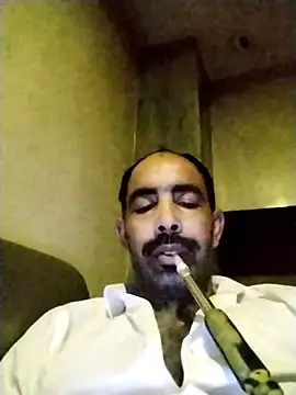 Snapshot of salimbasha chatting on 11/23/25, 03:16 salimbasha online show from 11/23/25, 03:16