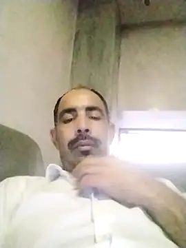 Snapshot of salimbasha chatting on 11/20/25, 05:13 salimbasha online show from 11/20/25, 05:13