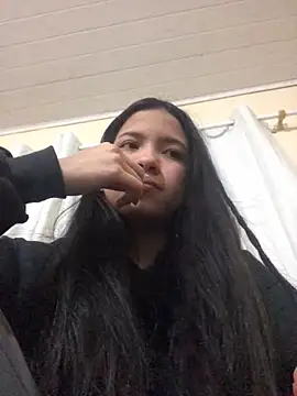 ashleyy20 online show from 10/30/25, 10:06