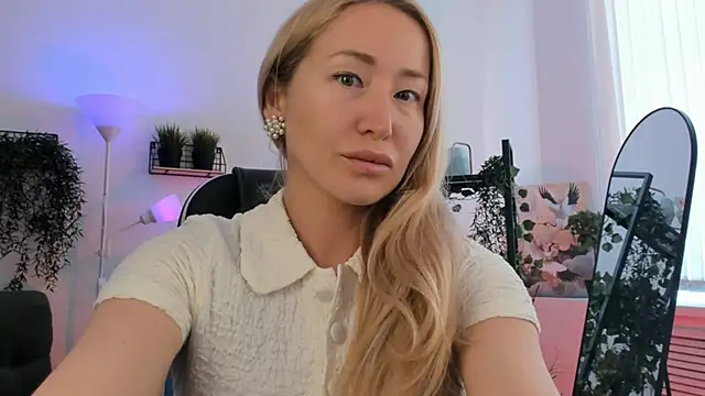 AstraMonroe online show from 05/01/26, 05:45