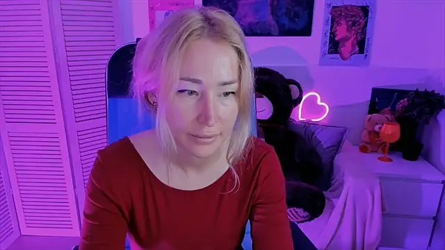 AstraMonroe online show from 09/15/25, 04:57