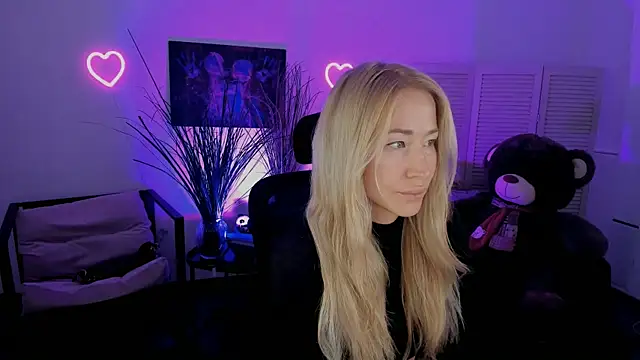 AstraMonroe online show from 04/03/26, 01:23