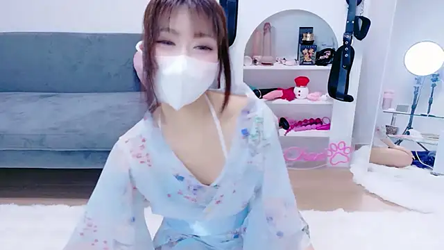 -Nyanko-chan- online show from 05/23/26, 09:14