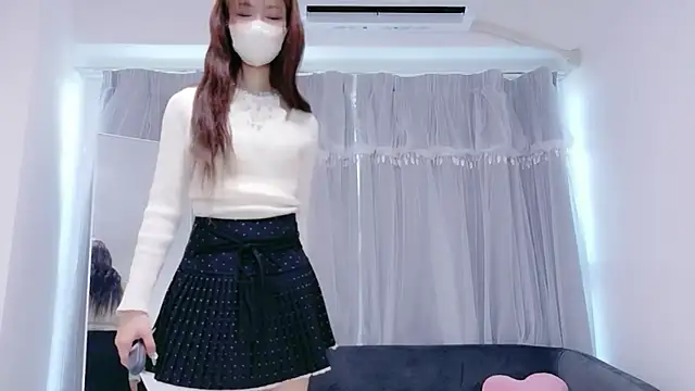 -Nyanko-chan- online show from 03/23/26, 05:40