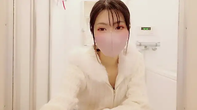 Snapshot of -Nyanko-chan- chatting on 12/22/25, 09:09 -Nyanko-chan- online show from 12/22/25, 09:09