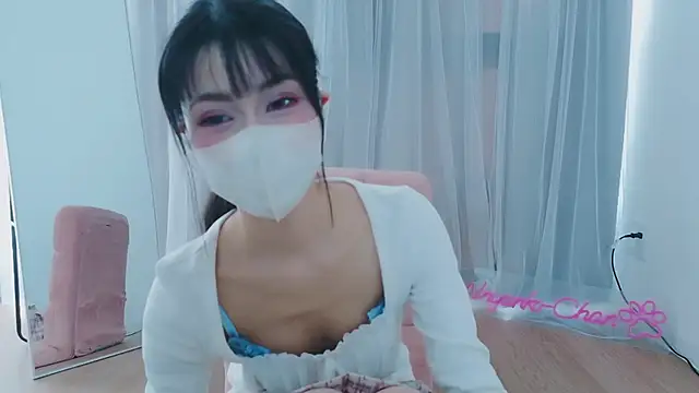 Snapshot of -Nyanko-chan- chatting on 01/15/26, 12:14 -Nyanko-chan- online show from 01/15/26, 12:14