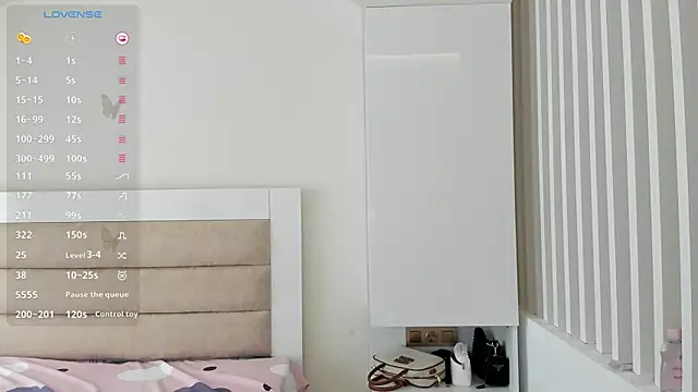 kaori mi online show from 11/16/25, 10:31